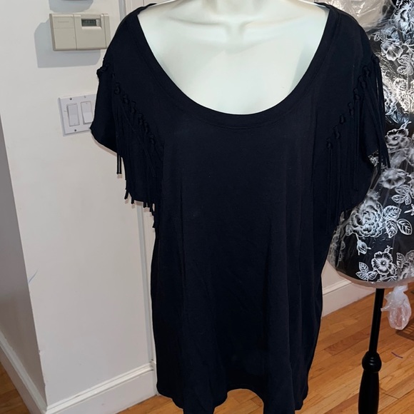 Copper Key size XL black scoop neck short sleeve tee fringe slight high low - Picture 4 of 9